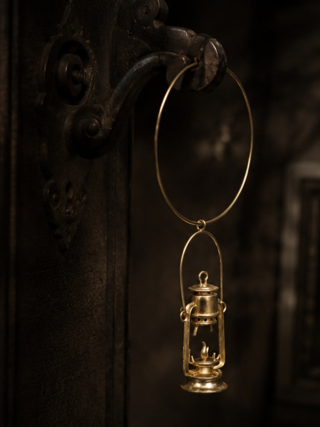 Lantern • Brass Hasuli Necklace